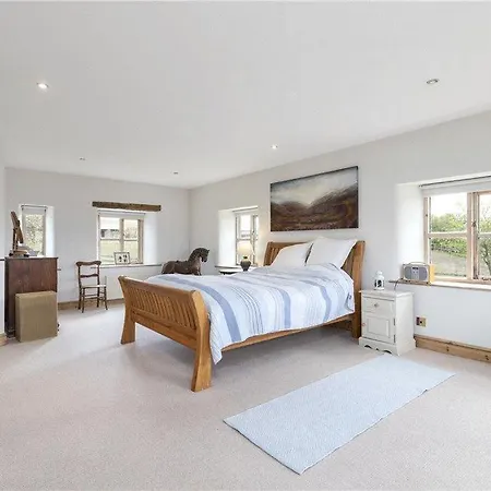 Semesterbostad 7 Bed In Langbar Oc-d34075 Leeds (West Yorkshire)